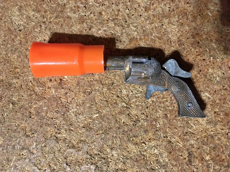 ROY ROGERS MINIATURE TOY CAP PIECE