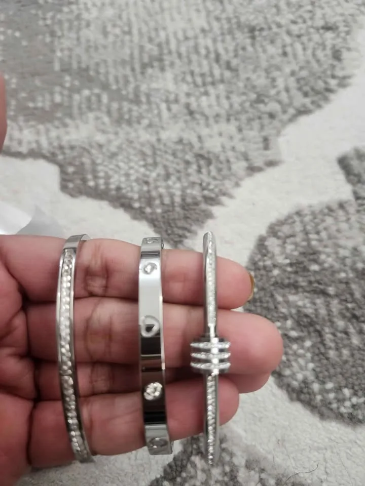 Stylish Silver Bracelets with Crystals – Set of 3 image indicator(3)