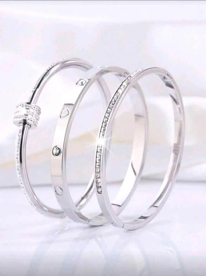 Stylish Silver Bracelets with Crystals – Set of 3 image indicator(5)