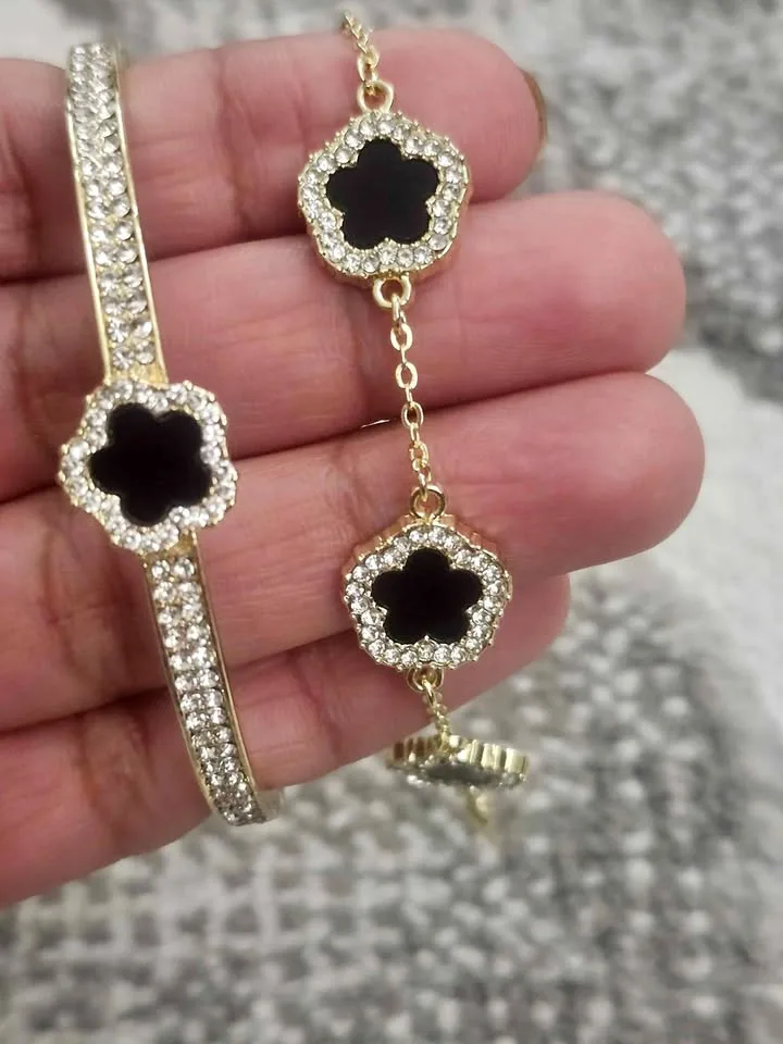 🌸 2pcs Set – Five-Petal Flower Zirconia Bracelet & Bangle 🌸 thumbnail