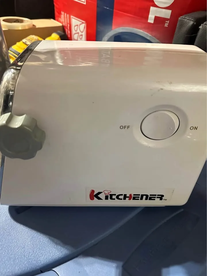Kitchener Electric Meat Grinder image indicator(2)