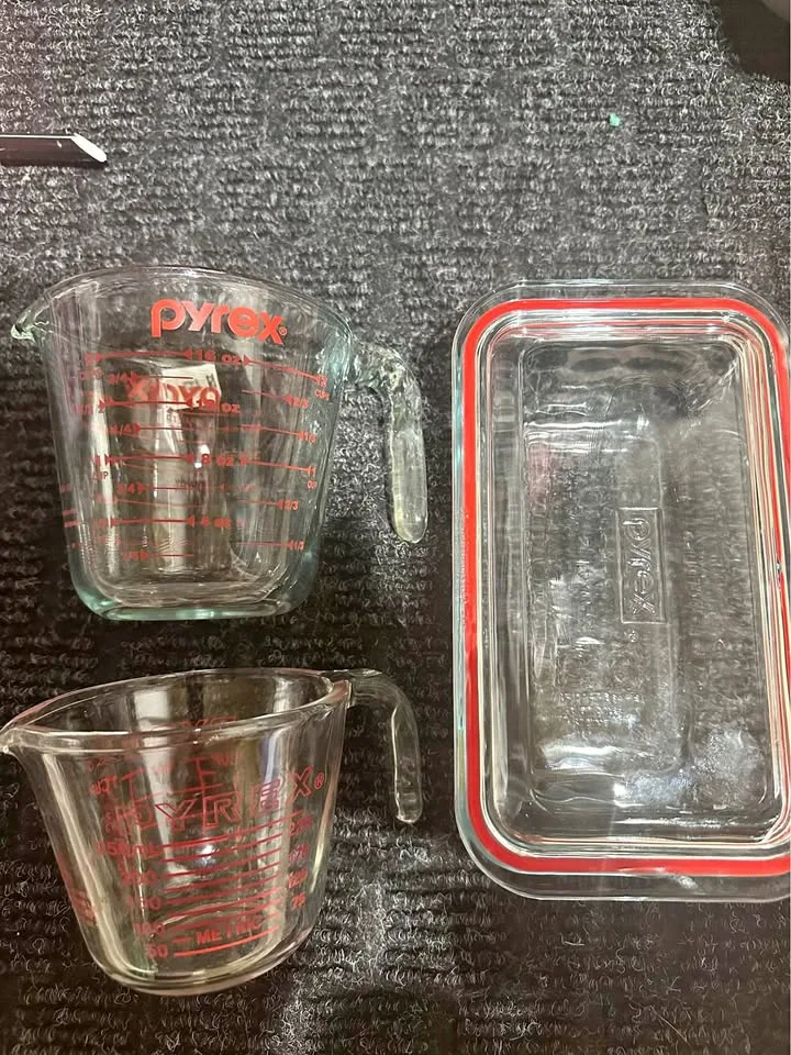 Pyrex Measuring Cup and Baking Dishes thumbnail