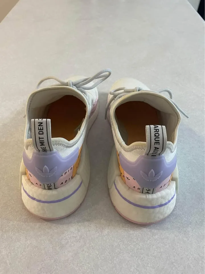 Women’s Adidas NMD r1 Crystal White Clear Pink - Size 6.5 image indicator(5)