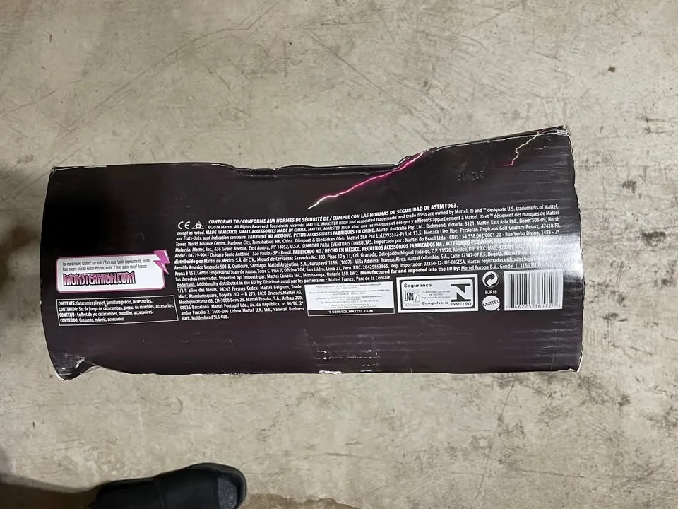 Monster High Freaky Fusion Catacombs Playset - New Sealed image indicator(2)