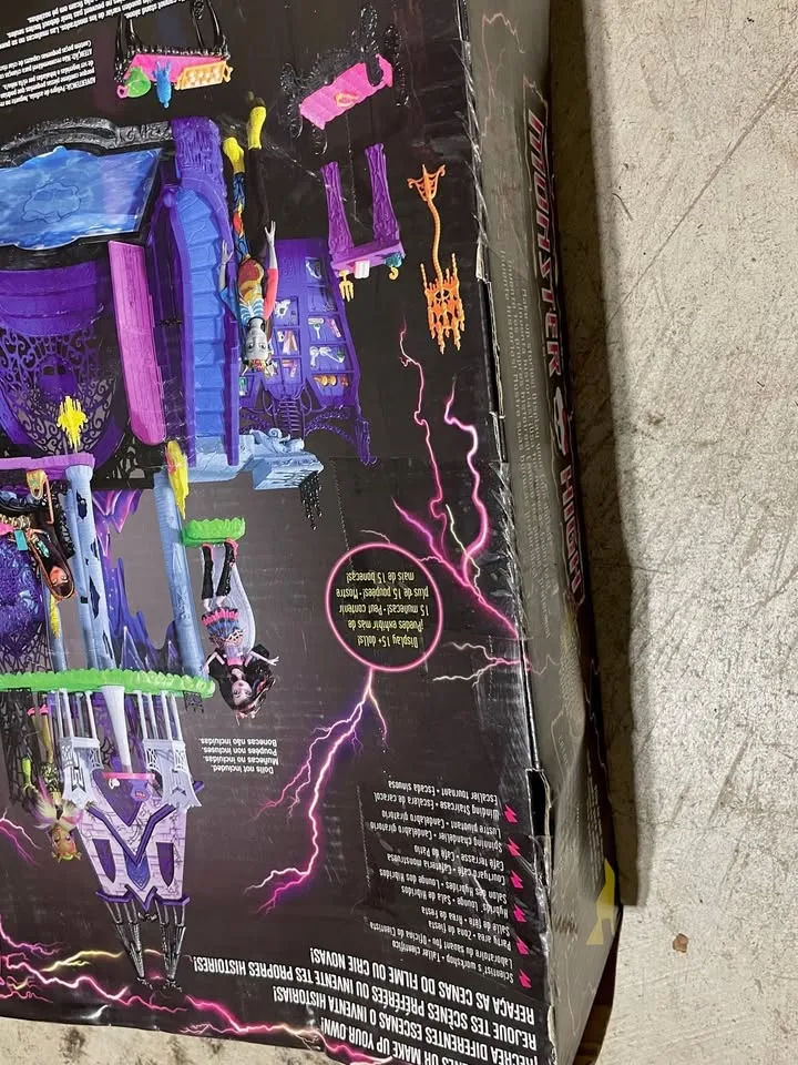 Monster High Freaky Fusion Catacombs Playset - New Sealed image indicator(5)