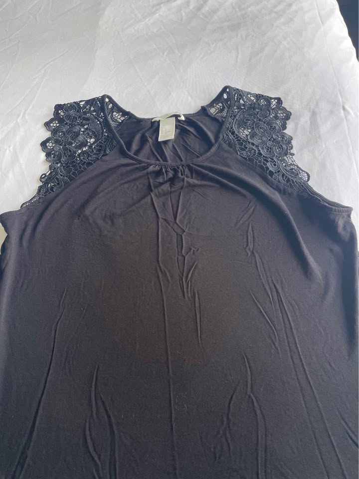 H&M+ JERSEY TOP WITH LACE - photo 2