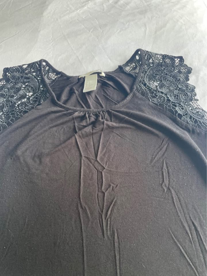 H&M+ JERSEY TOP WITH LACE - photo 3