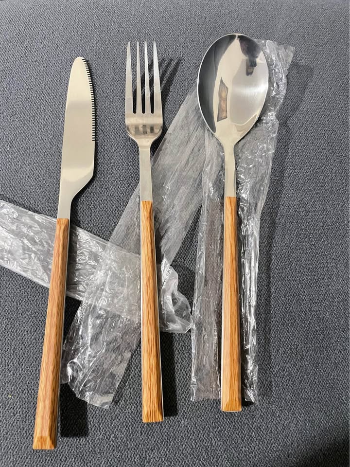 3pcs wooden handle stainless steel cutlery set - photo 2