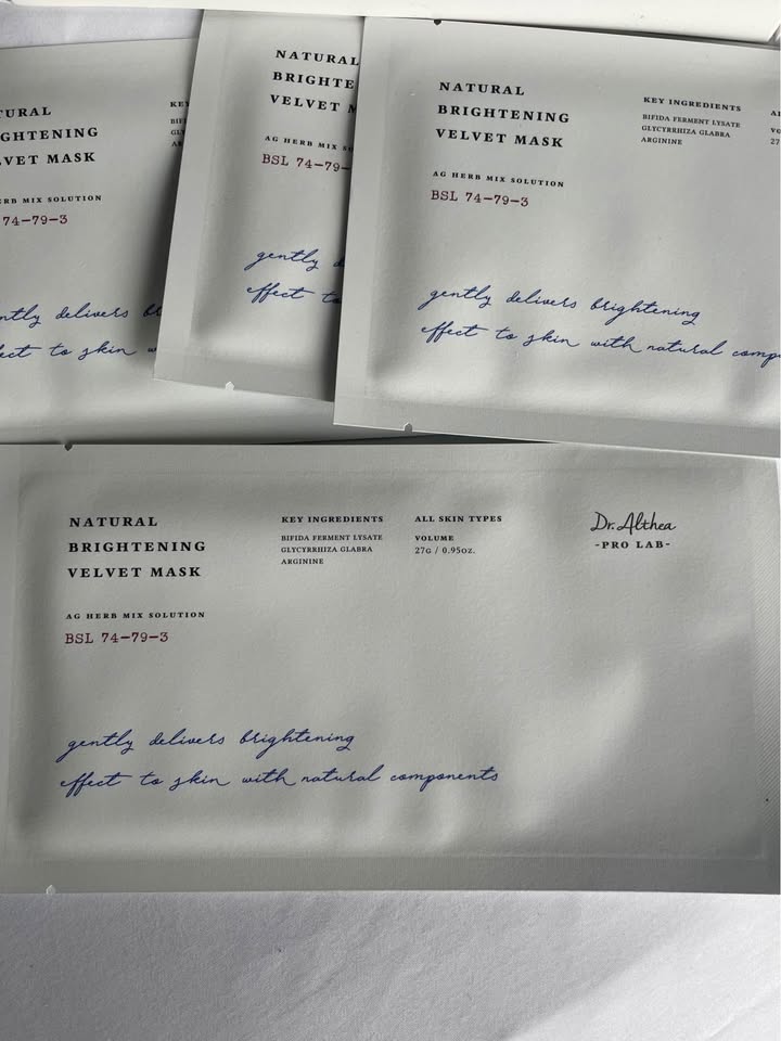 Natural Brightening Velvet Mask - 1 Box Of 4 Sheets - photo 2