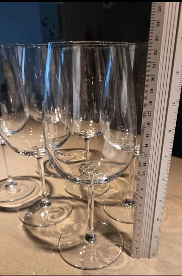 6 Red Wine Glasses image indicator(3)
