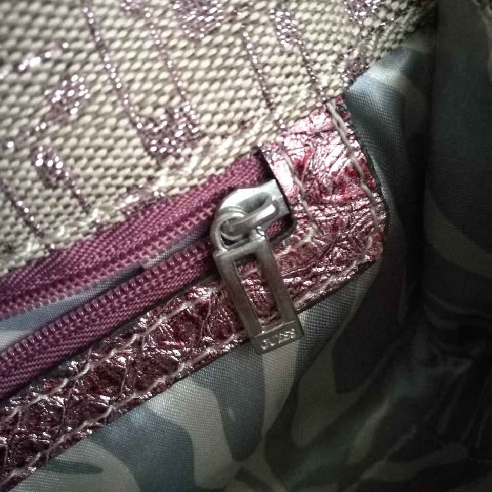 Guess Pink and Magenta Clutch Bag - photo 4