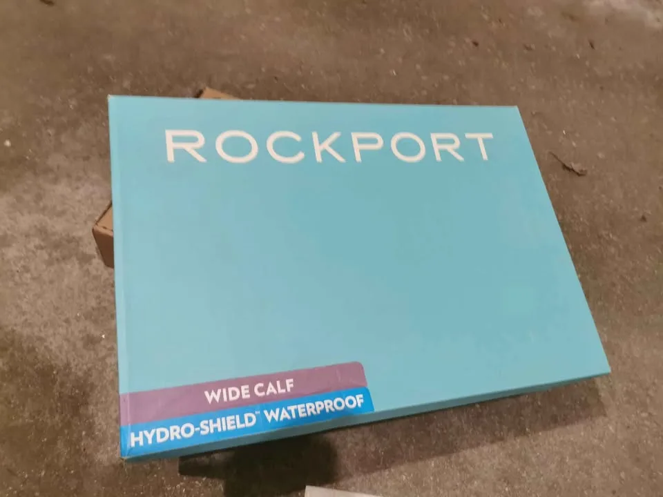 Rockport Women's 6.5 Wide Calf Waterproof Leather Boots image indicator(3)