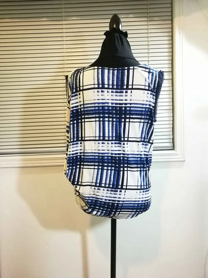 XS S Asymmetric Sleeveless Contemporary Blouse image indicator(2)