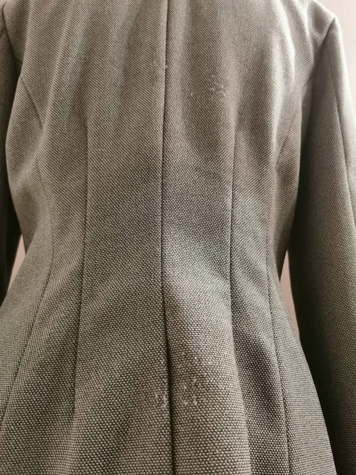 Size 10 Boucle Grey Blazer image indicator(4)