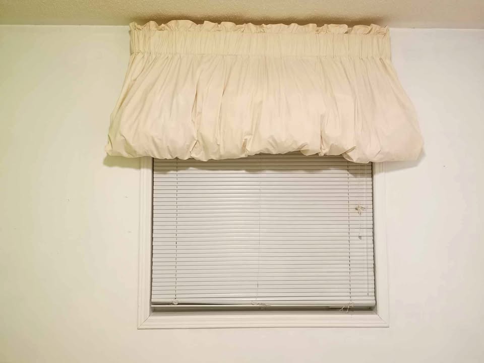 Stuffed Balloon Curtain Valance