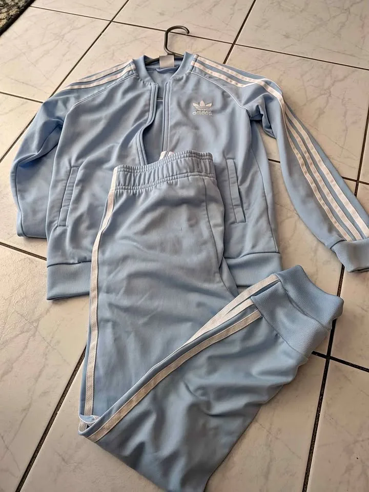 Kids Adidas Tracksuit Size 9-10