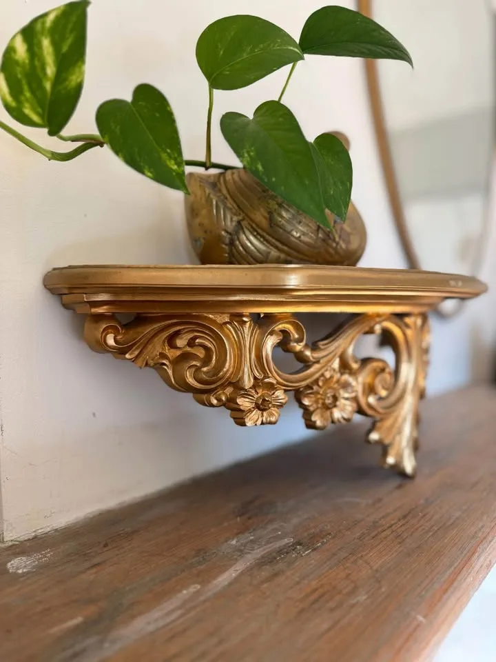 Vintage Syroco Wall Shelf - Gold Ornate Regency Decor ✨ image indicator(2)