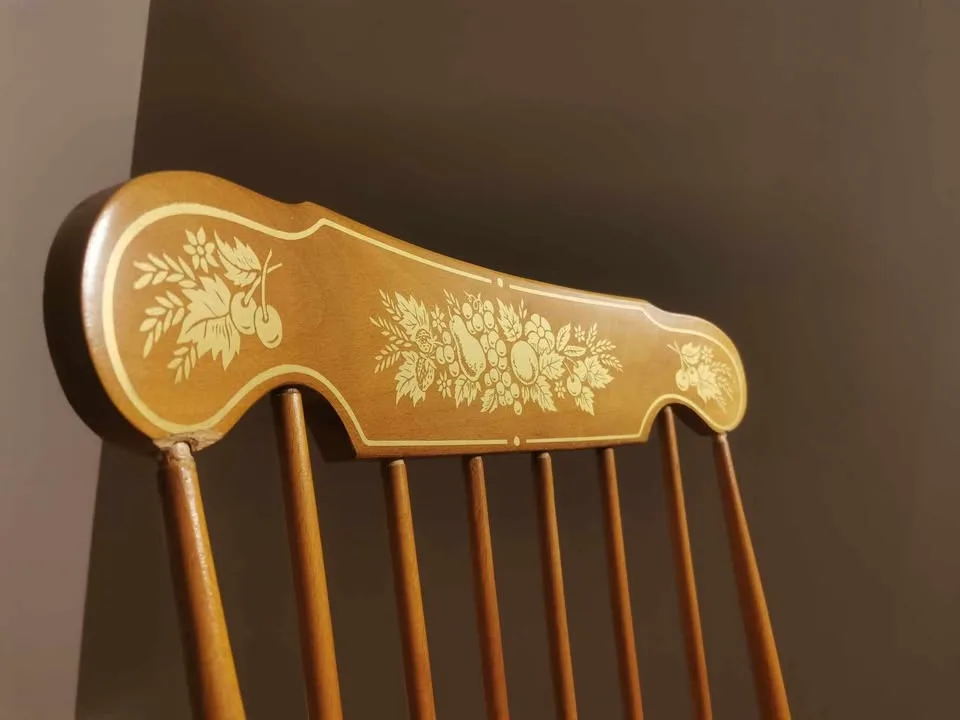 Solid Wood Rocking Chair Gold Stenciling image indicator(4)