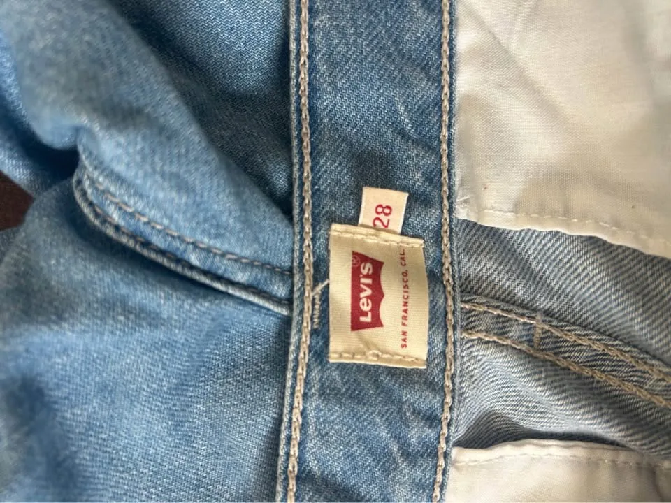 Levi’s Denim Cargo Pants image indicator(3)