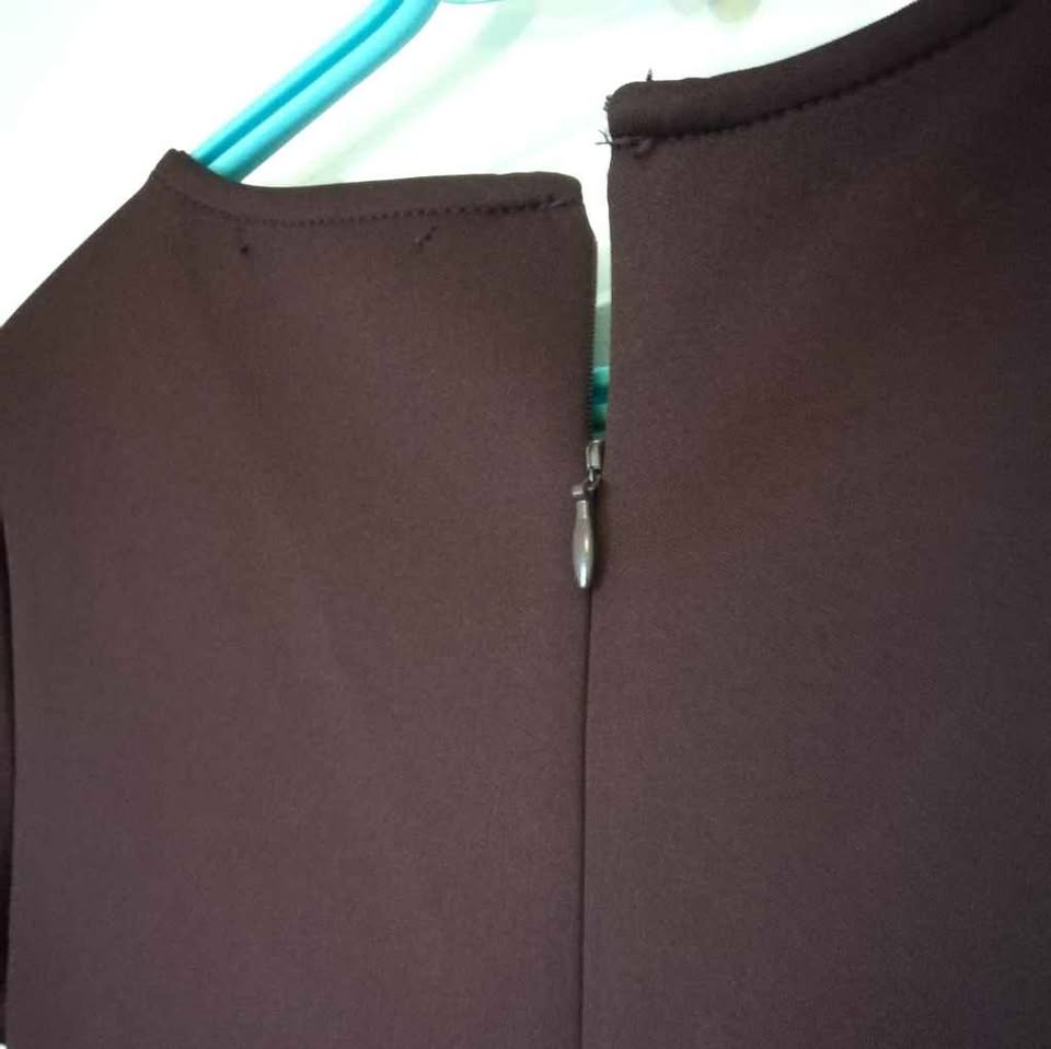 NWT Dynamite Maroon Flare V Neck Dress XS - photo 5