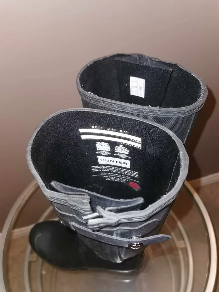 Hunter Rainboots WITH ZIPPER! US 7 EU 38 UK 5 image indicator(6)
