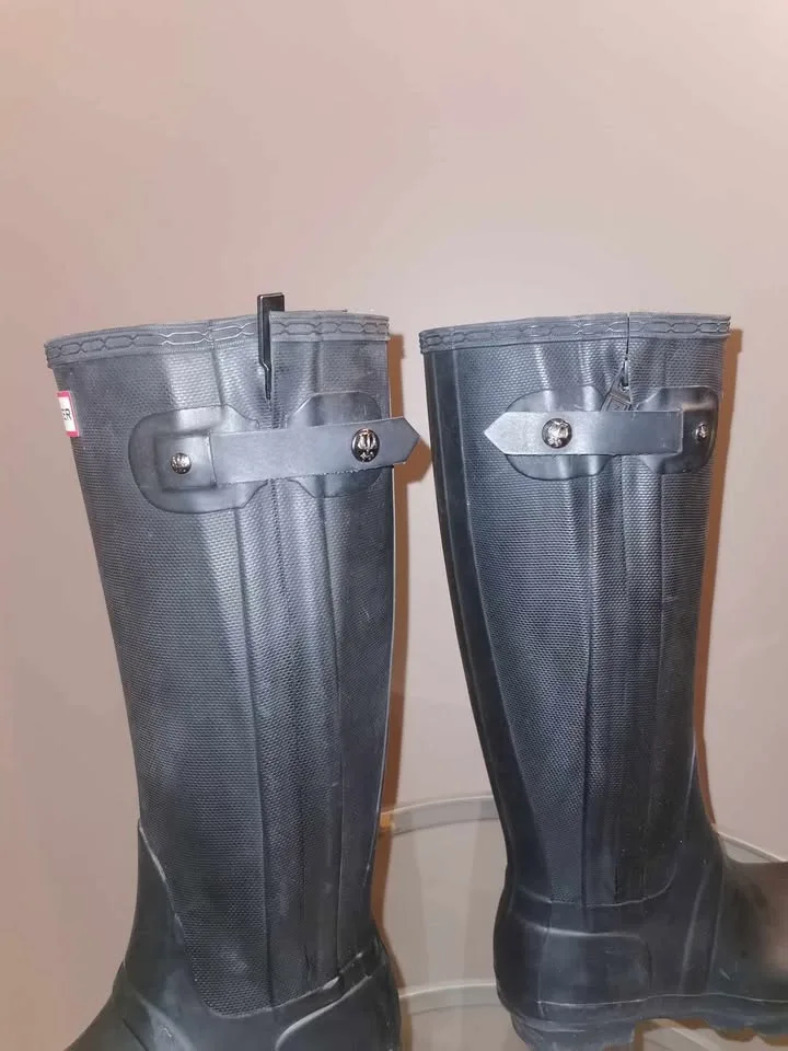 Hunter Rainboots WITH ZIPPER! US 7 EU 38 UK 5 image indicator(7)