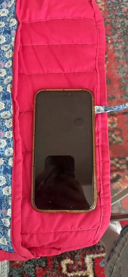 IPhone 11 64GB thumbnail