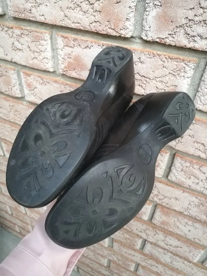 Fits 7 Size 6.5 M Clark's Artisan Dress Shoes image indicator(4)