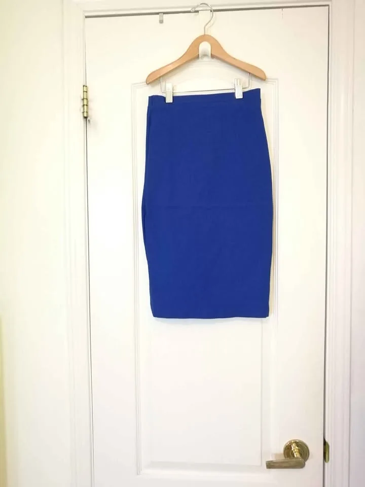 Suzy Shier Pencil Skirt XS fits XXS Royal Blue image indicator(2)