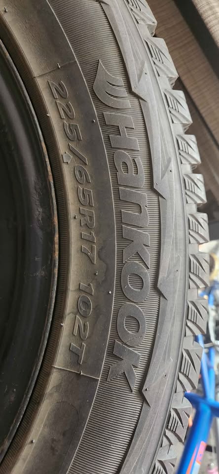 P225/65R17 Hankook Winter Tires on Steel Rims - Set of 4 - photo 3