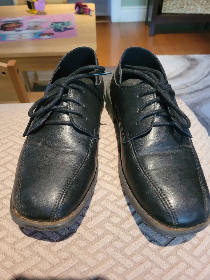 Boys Dress Shoes - Black (US 13)