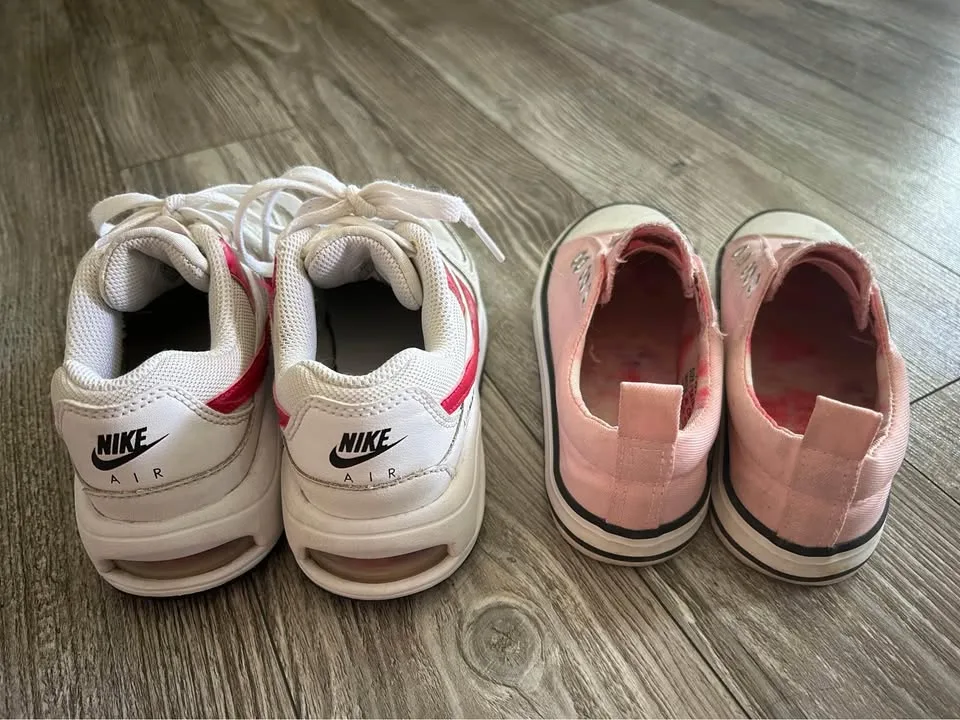 Kid’s Size 12 Converse Style shoes image indicator(2)