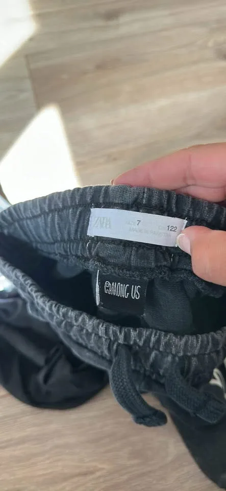 ZARA KIDS Among Us size 7/8 image indicator(6)