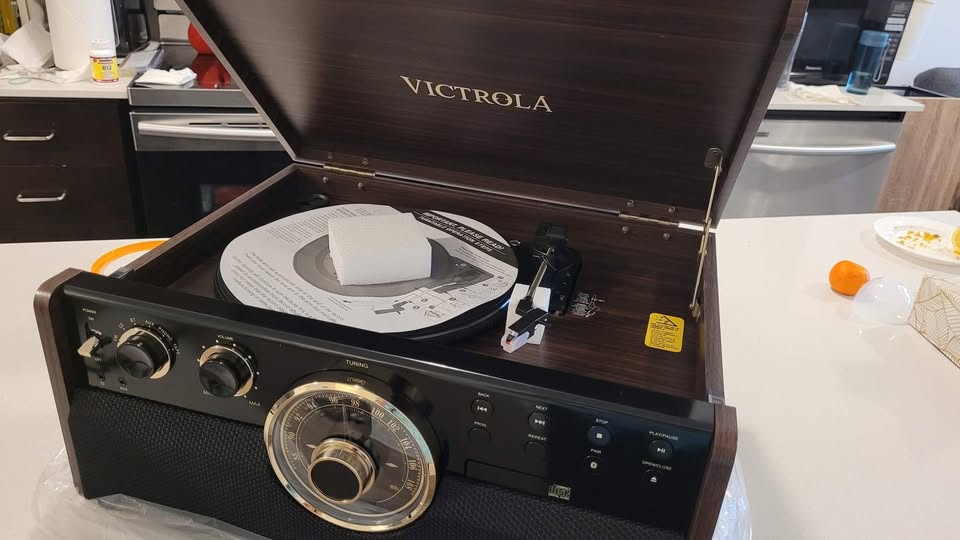 Brand new 7-in-1 music player