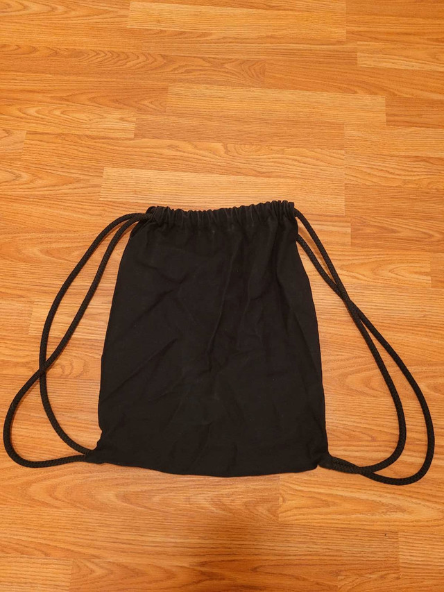 Black Drawstring Backpack with Musical Note Design - photo 3