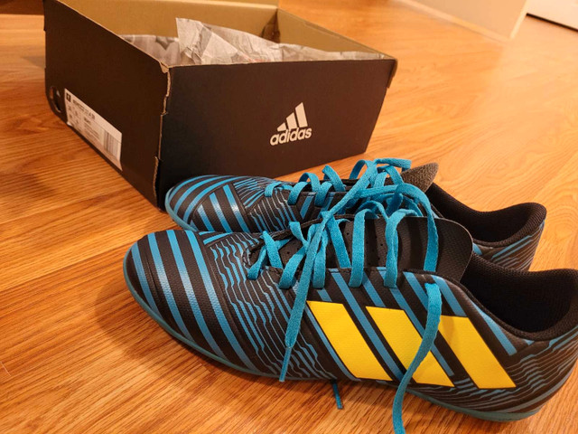 Men's US 10 Adidas Nemeziz 17.4 Blue Indoor Soccer Shoes