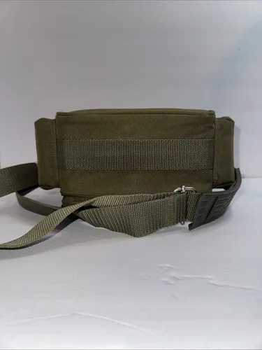 London Fog Camera Case with Strap Olive Green 10.5”x5”x8” image indicator(5)