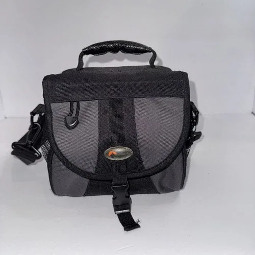 Lowepro EX 120 Black Multi-Compartment 8”x5.5”x7”