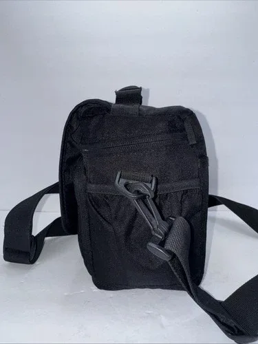 Lowepro Camera Bag Adventura 140 w/ Shoulder Strap image indicator(3)