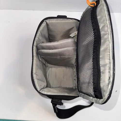 Lowepro Black Digital Camera Pouch Shoulder Bag 9”x6”x8.5” image indicator(7)