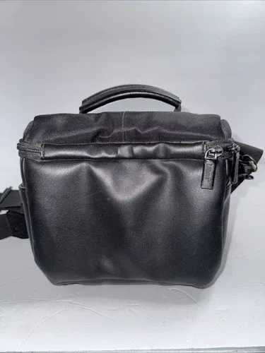Targus Black Leather Camera Bag DPBP01 image indicator(5)
