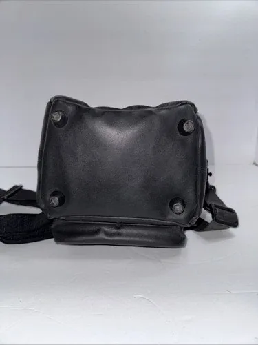 Targus Black Leather Camera Bag DPBP01 image indicator(6)