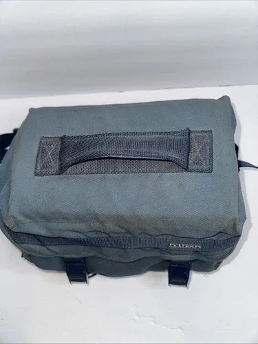 LeMans Vintage Diamond Camera Bag Blue 11”x7”x7” image indicator(2)