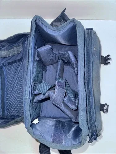 LeMans Vintage Diamond Camera Bag Blue 11”x7”x7” image indicator(7)