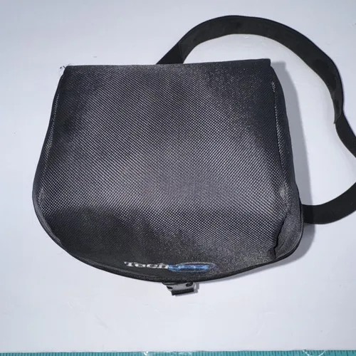 Tech Gear Camera Bag Black 8" x 6" x 3" Dividers, Pockets, Adjus image indicator(2)