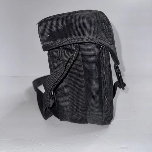 Tech Gear Camera Bag Black 8" x 6" x 3" Dividers, Pockets, Adjus image indicator(3)