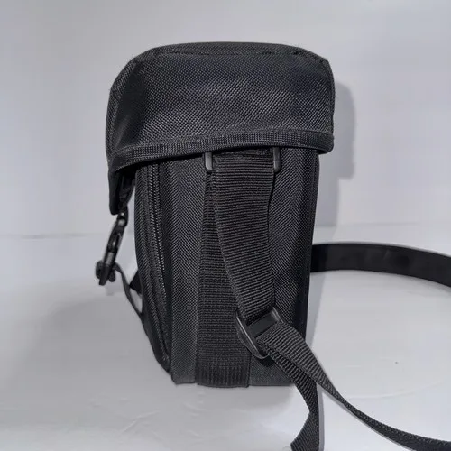 Tech Gear Camera Bag Black 8" x 6" x 3" Dividers, Pockets, Adjus image indicator(4)