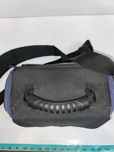 Pro Master Camera Cityscape Courier Bag image indicator(2)