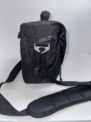 Lowepro Ridge 10 Camera Pouch image indicator(4)