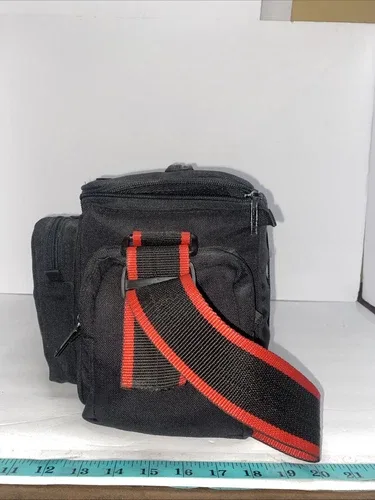 Blacks Camera Case With Shoulder Strap 16x10x8 image indicator(3)